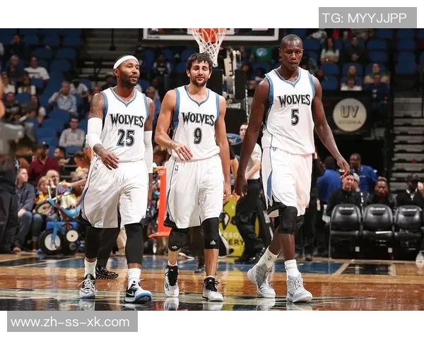 普尔谈与锡安的默契配合期待球队在新赛季中展现强大竞争力 普尔谈与锡安的默契配合期待球队在新赛季中展现强大竞争力