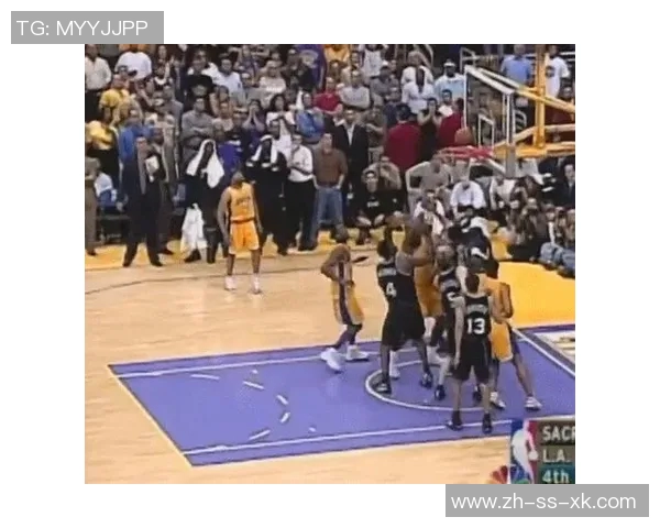 霍里谈科比传球哲学强调赢得信任是关键因素