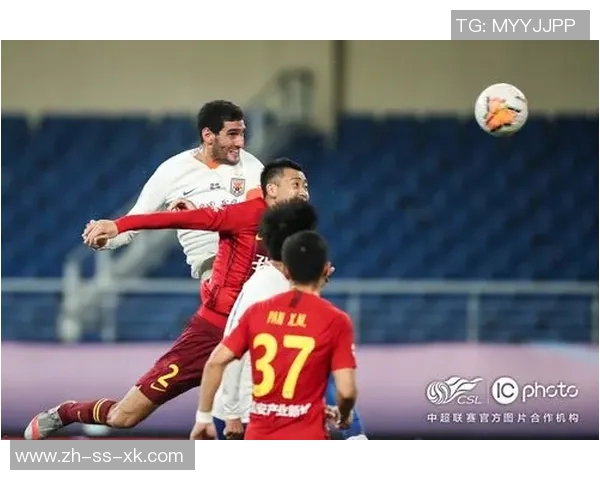 袁甲评艾堃蓉城第一球争议与费莱尼事件惊人相似引发热议