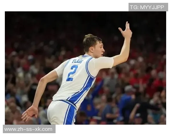 布泽尔儿子杜克季前赛表现惊艳狂砍24分23板再送盖帽接连高分展现潜力